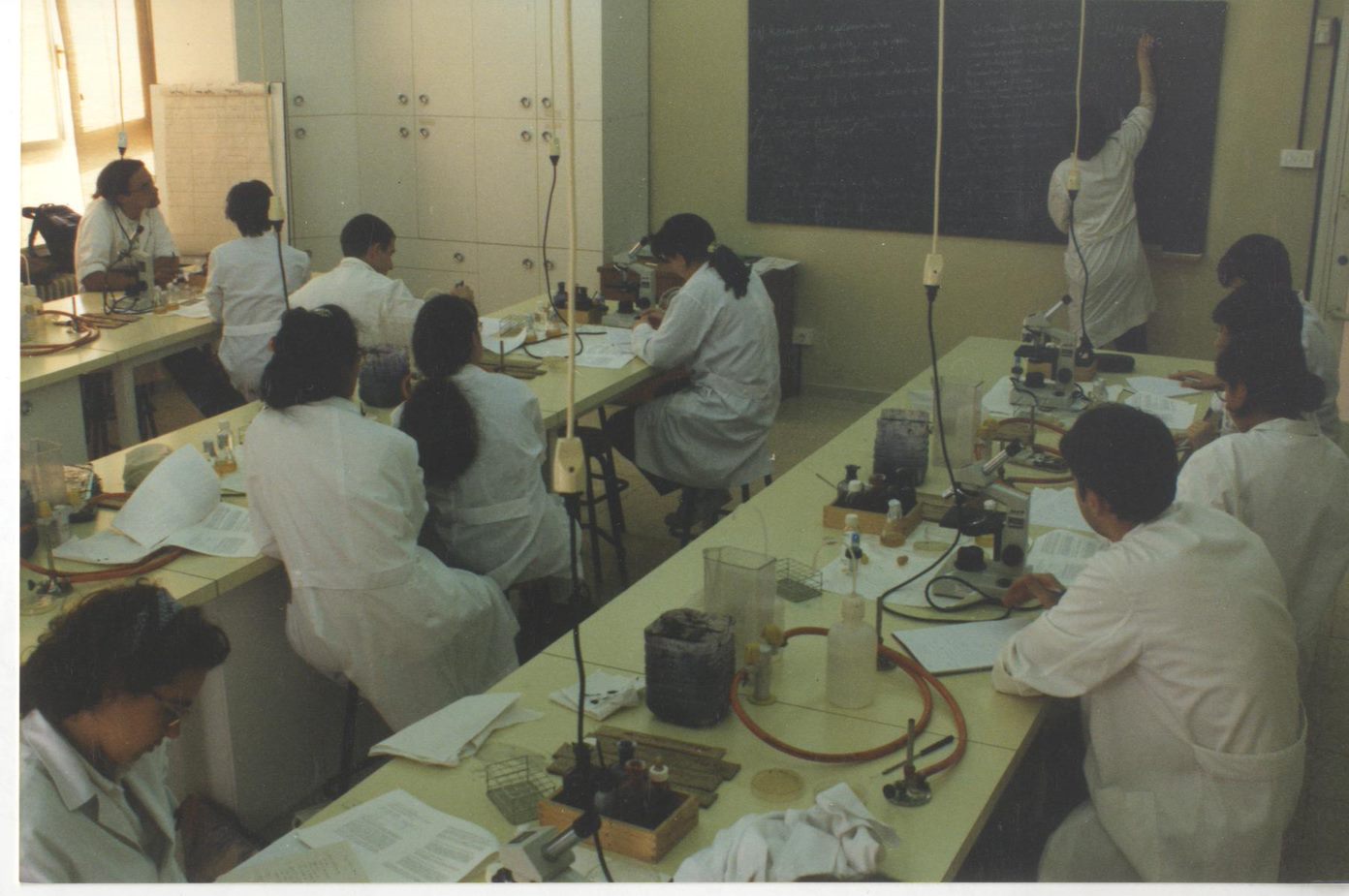 Laboratori de l’Escola Universitària Politècnica d’Osona (1989)